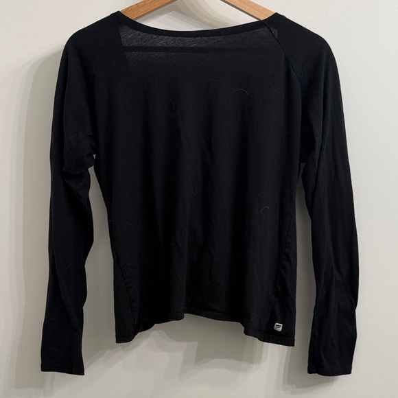 Fabletics Tops - ⭐️GUC Fabletics twist back long sleeve shirt